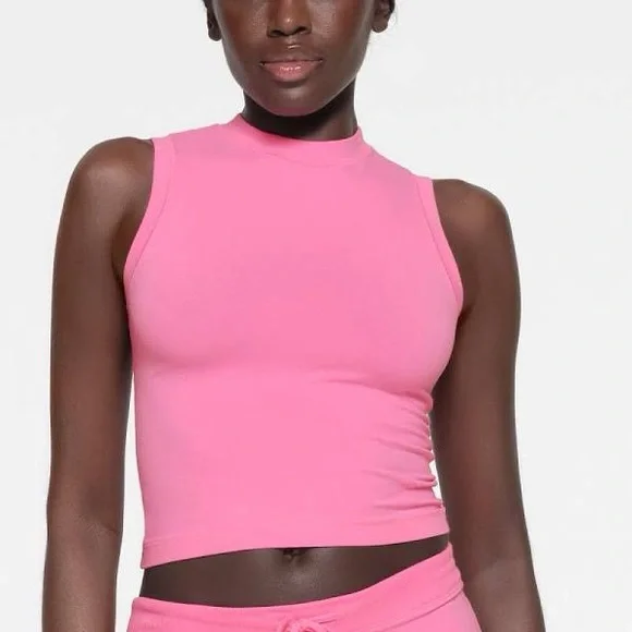 skims cotton jersey moco neck tank SUGAR PINK - Picture 3 of 5